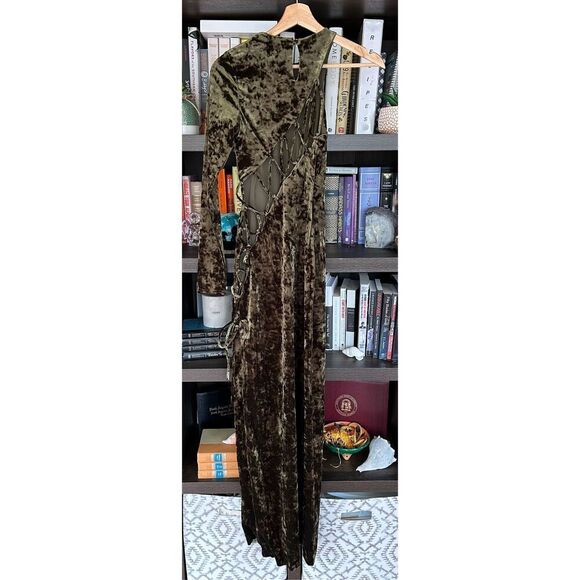 NWT Camila Coelho X Revolve Gabriel Olive Green Velvet Strappy Maxi Dress XS - Picture 3 of 14
